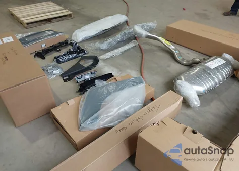 2024 Land Rover Range Rover Lwb 4.6Se из США, поврежденный, VIN NEWPARTS